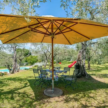 Apartment Le Selve Lari