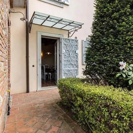 Le Selve Apartment