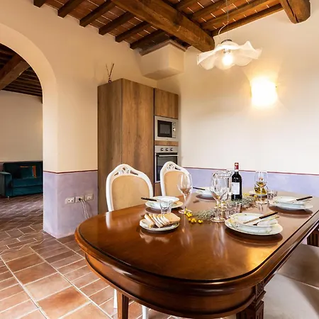 Le Selve Apartment *